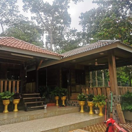 Homestay Dusun Ana Balun Slim River Εξωτερικό φωτογραφία